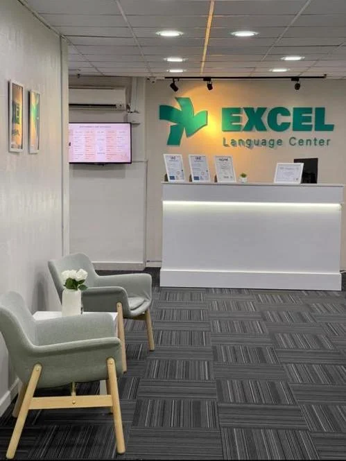 Excel language center معهد إكسل