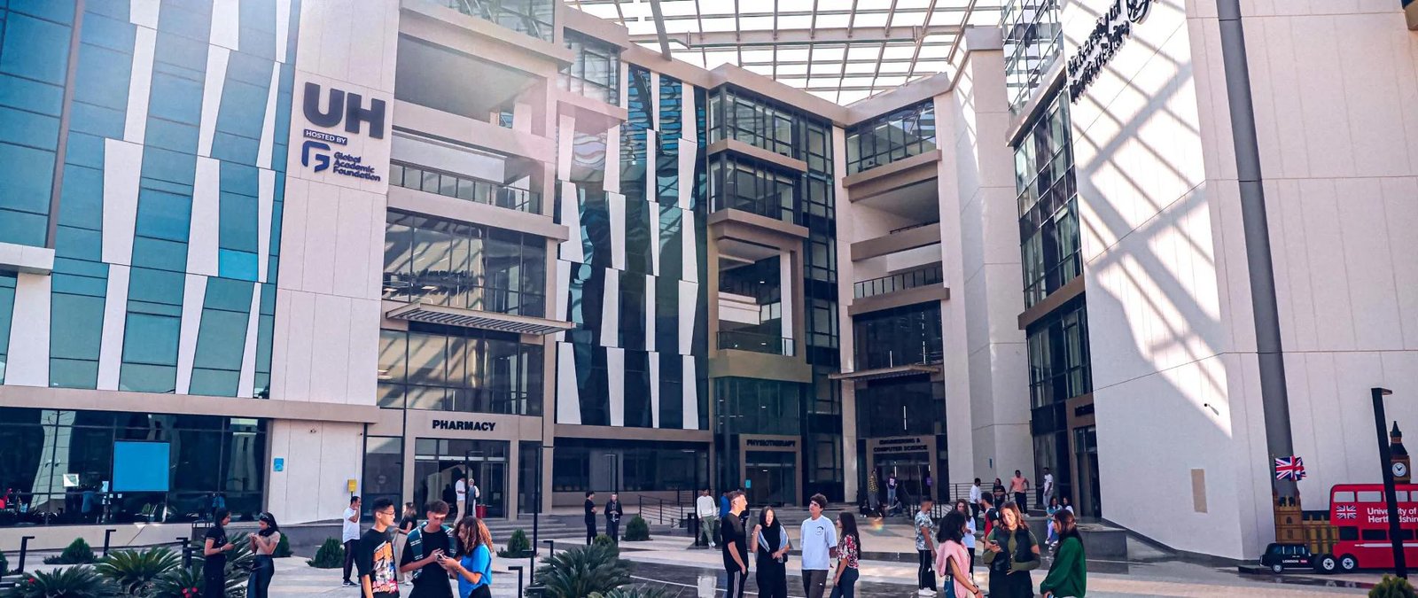  جامعة هيرتفوردشاير 