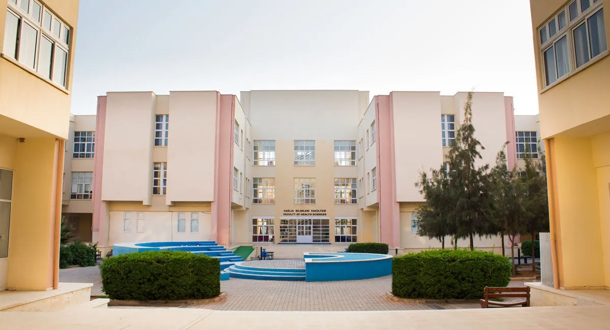 جامعة شرق البحر المتوسط