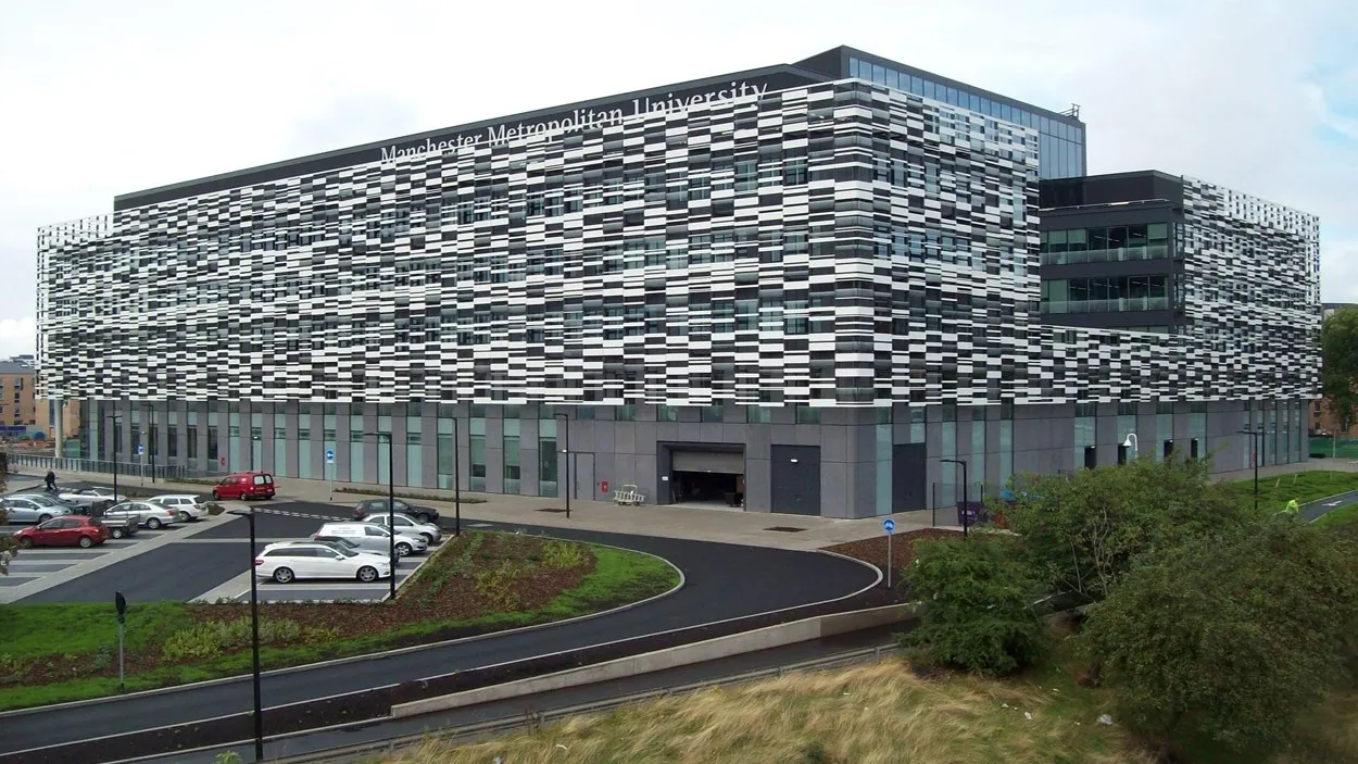 جامعة مانشستر متروبوليتان