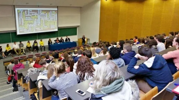 جامعة ماينوث