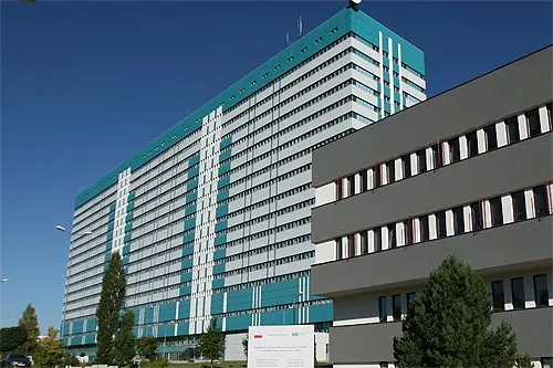 كلية الطب بجامعة لودز