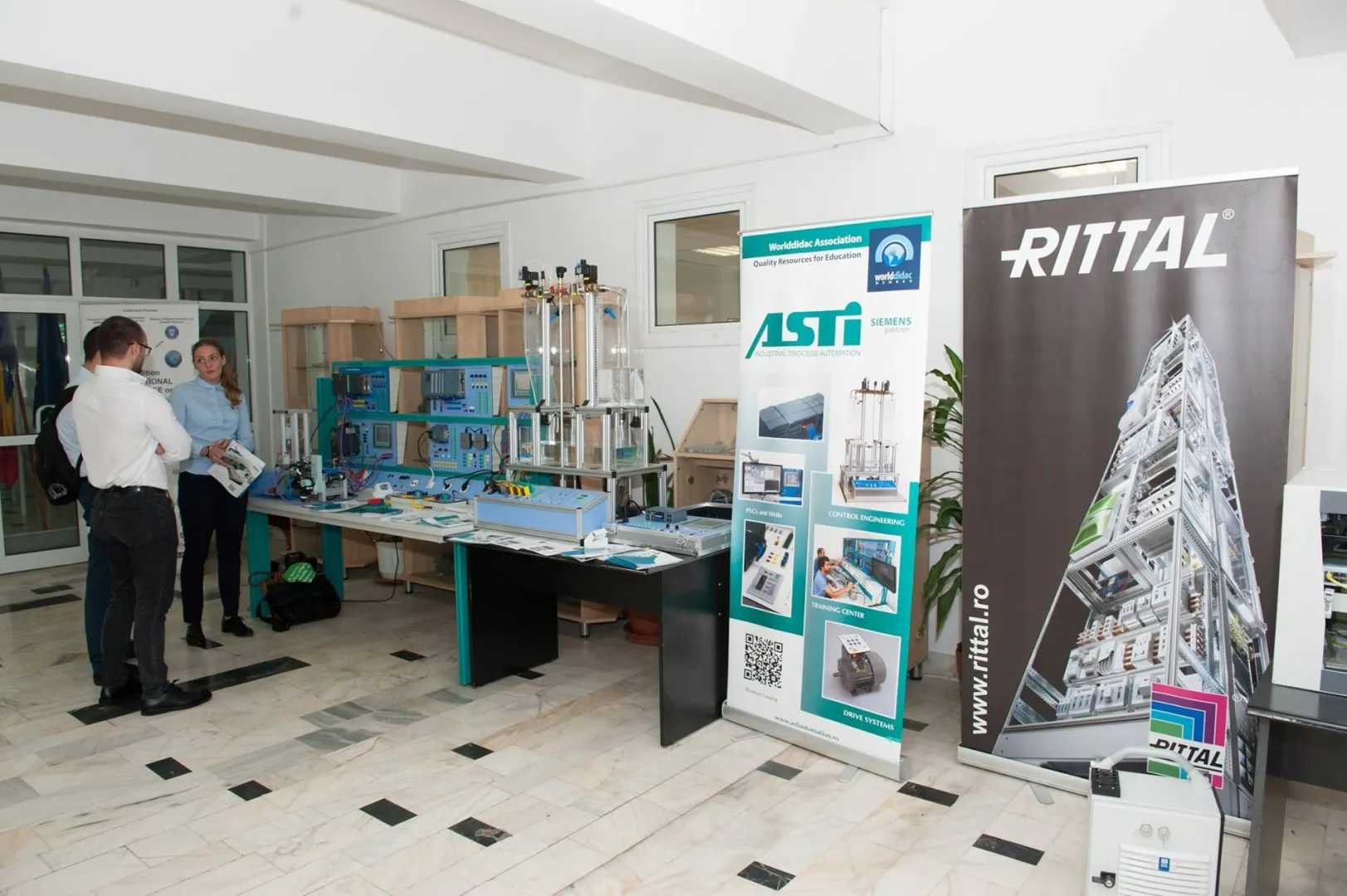 جامعة البترول والغاز بلويشت