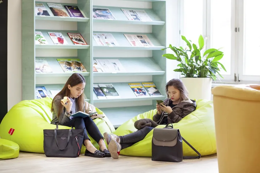 جامعة تكنولوجيا المعلومات والإدارة