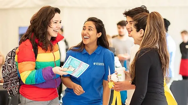 جامعة بليموث